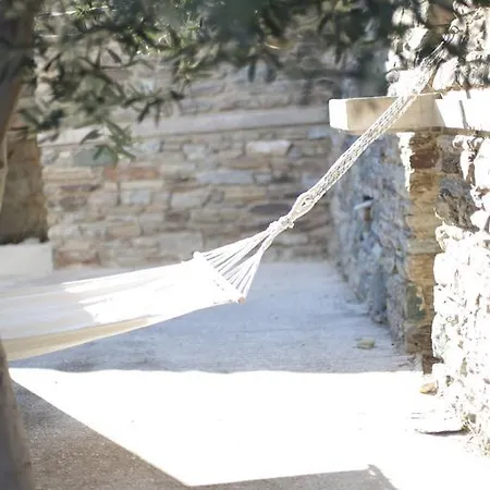 Дом отдыха 360 View Village House Skaladhos